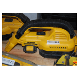 Dewalt 1/2 Gallon Wet Dry Portable Vacuum