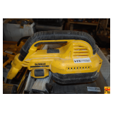 Dewalt 1/2 Gallon Wet Dry Portable Vacuum