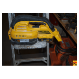 Dewalt 1/2 Gallon Wet Dry Portable Vacuum