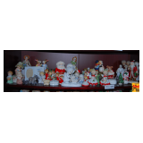 Contents of Shelf in Curio: Figurines