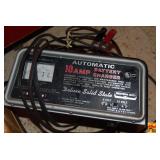 Western Auto Deluxe Solid State 10 Amp Automatic Battery Charger