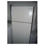 Magic Chef Model CTB1822VRW00 White Refrigerator Freezer