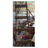 Wooden Ladder with Flat Rungs