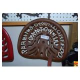Cast Iron Implement Seat - Parlin & Orendorff Co. Canton, Ill.