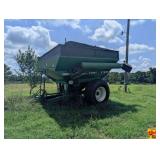 Brent 672 Grain Cart