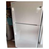 GE White Top-Freezer Refrigerator