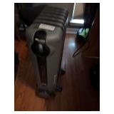 Delonghi Portable Electric Oil-Filled Radiator Space Heater