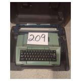 Smith Corona Coronet XL Electric Typewriter with Case