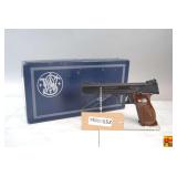 Smith & Wesson Pistol, Model 41, 22 Long Rifle Caliber; Serial Number A571449
