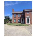 2-Bedroom Brick Townhome On Corner Lot In Bellechase