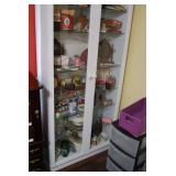 White Painted Wooden Display Cabinet with Glass Doors