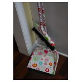 Floral Pattern Broom and Dustpan Set