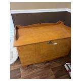 Wooden Cedar Storage Chest with Backsplash