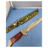 Case 440 Stainless Steel Fixed Blade Knife with Camo Sheath