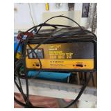 EverStart Starter 50 Fully Automatic Quick Start Battery Charger Model WM-5212A