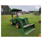 John Deere 3038E Compact Utility Tractor with D160 Loader