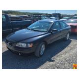 2005 Volvo S60 2ST; 259,008 miles; VIN YV1RS592952457916