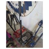 Powerbuilt 4000 lb. TripleLift Floor Jack