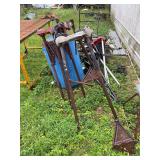 Industrial Steel Frame Wooden Top Work Table with Pipe Stands