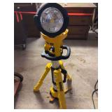 Dewalt 20V Cordless LED Tripod Light