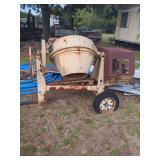 Towable Concrete Mixer with Engine Enclosure