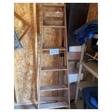 Wood Step Ladder