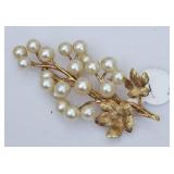 14k Gold Pearl Brooch