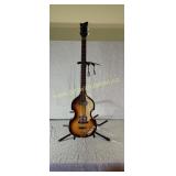 Hoffner Bass with aluminum case