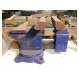 4-1/2' vise