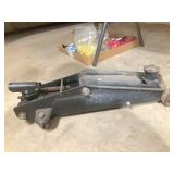 For Parts: floor jack (does not work)