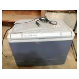 ice chest (12 volt cooling does not work)