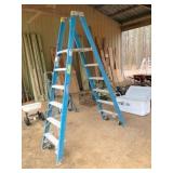 Werner rolling ladder (missing 1 wheel)