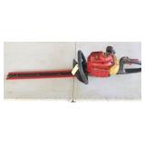 Shindawa DH230 gas pwrd hedge trimmer