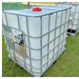 plast. container -cage is 39x48x45, unknown cont.