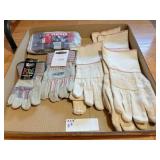 8 pair assorted work gloves