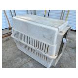 large pet carrier 40 x 24 x 31H