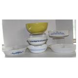 Lot of Vtg. Pyrex and Corelle Mixing Bowls and Mor