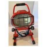 Working Utilitech Shop Light