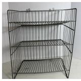 Vintage Wire Shelf - 15.5 x 13"