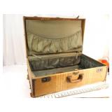 Suit case