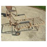 Vintage :awn Recliner