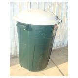 RUBBERMAID Waste Bin
