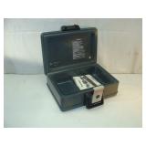 Safe Box - No Key or How to Lock was Found