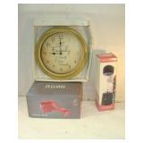 Clock, Juicer and Blender