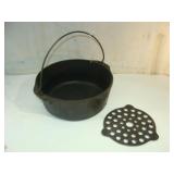 Dutch Oven and Heat Trivet