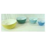 Four Bowl PYREX Set