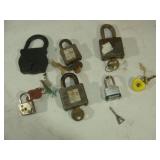 Small Locks with Keys