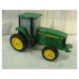 John Deere 8400 Tractor Bank