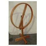 NORWOOD Loom Wheel on Stand