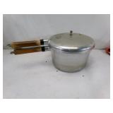 PRESTO Pressure canner